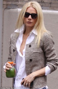 Gwyneth with her green smoothie